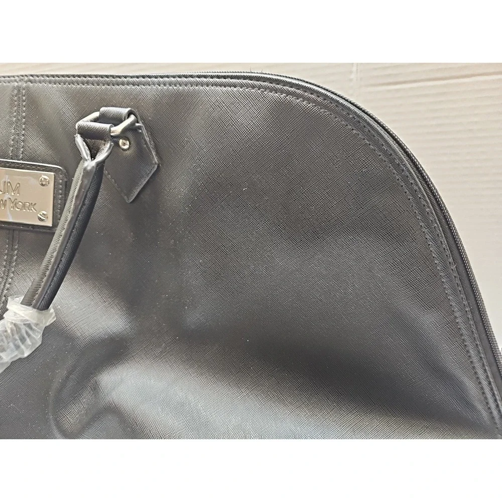 JM New York Black Leather Rolling Duffle Bag St Tropez Luggage 22